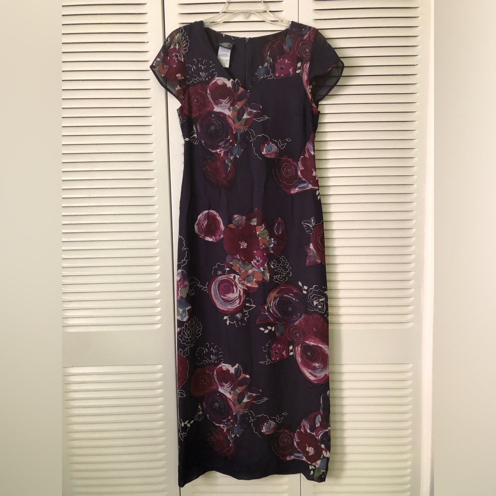Vintage Laura Ashley 100% Silk Floral Maxi Dress 💜
